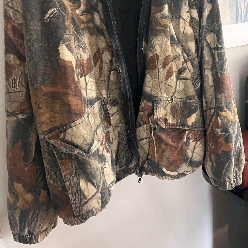 Wells Creek Outfitters Realtree Multicolor Camouflage Men's Jacket View 3